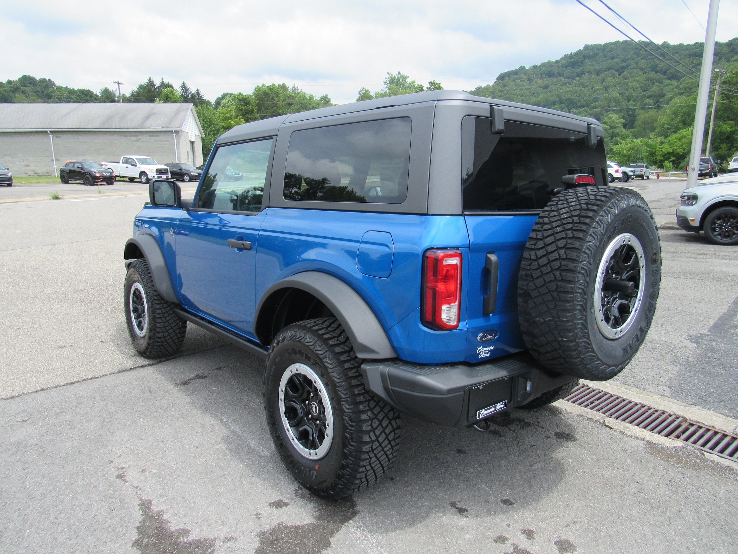Used 2024 Ford Bronco Black Diamond w/ Sasquatch Package AWD/4WD image 8