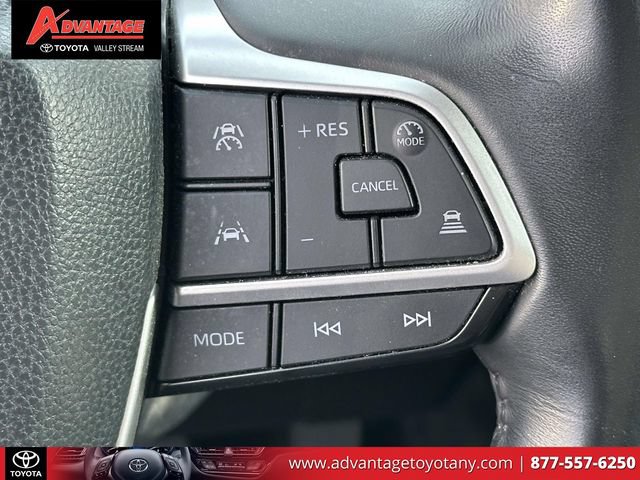 Certified 2024 Toyota Grand Highlander AWD image 27