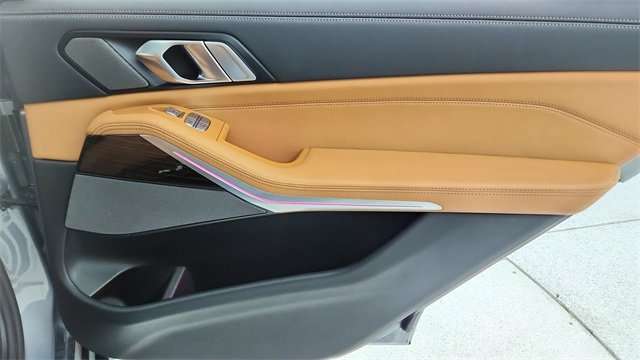 Used 2026 BMW X7 xDrive40i image 28