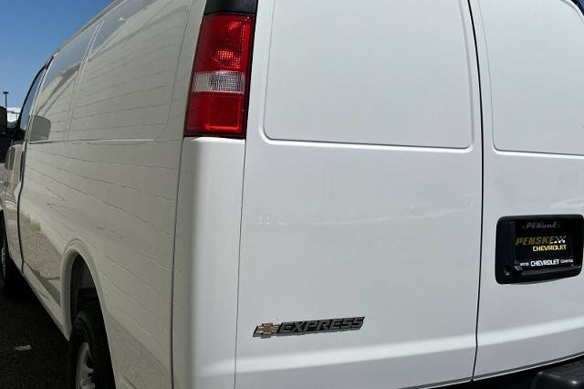 New 2026 Chevrolet Express 2500 w/ Driver Convenience Package RWD image 30