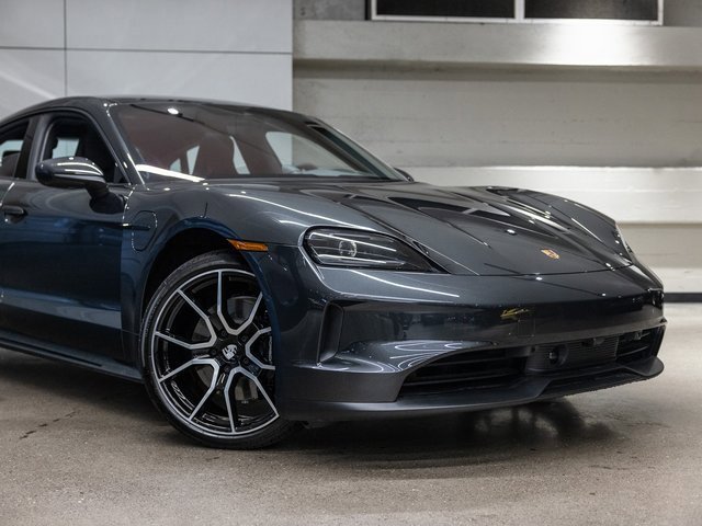 New 2025 Porsche Taycan image 13