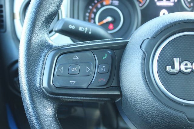 Used 2025 Jeep Wrangler Sport image 24