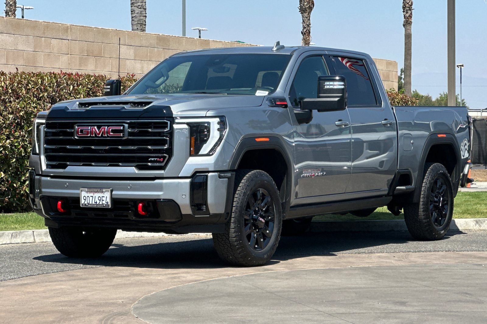Certified 2025 GMC Sierra 2500 AT4 w/ AT4 Premium Plus Package AWD/4WD image 8