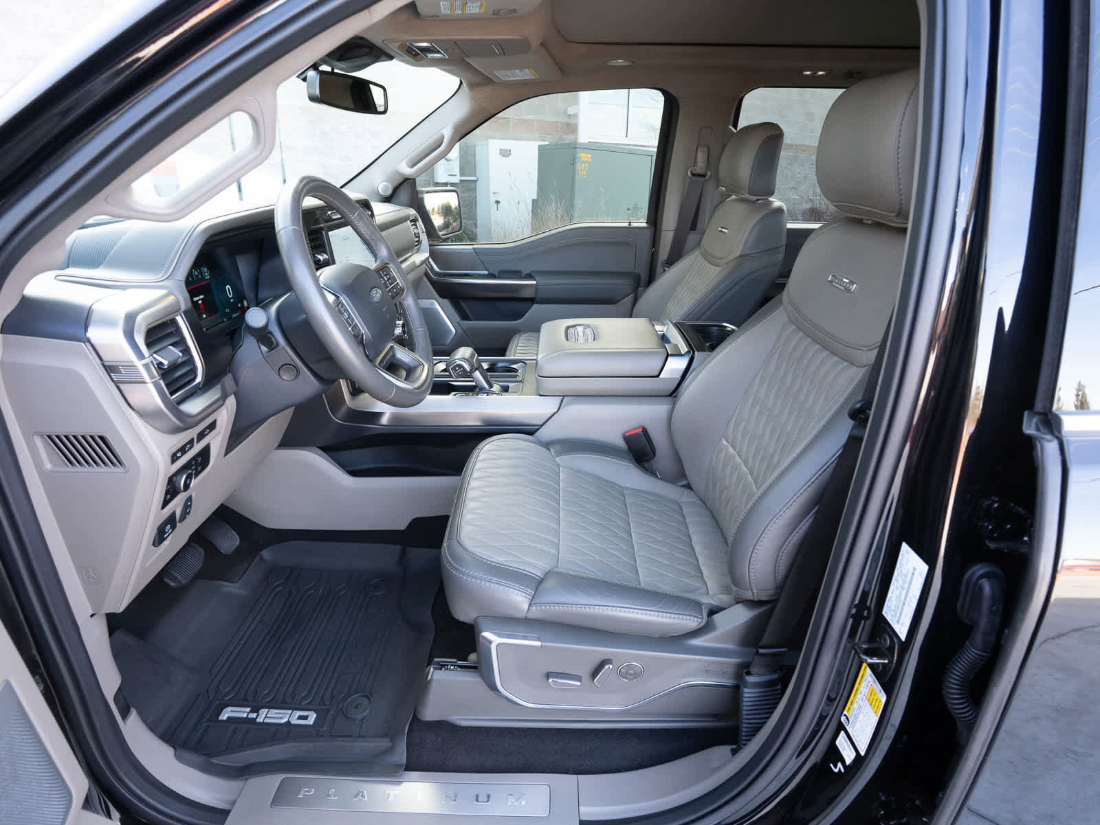 Used 2024 Ford F150 Platinum w/ Equipment Group 703A Plus image 8