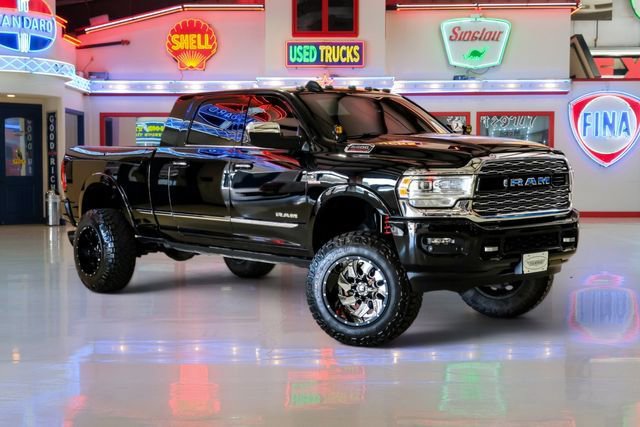 Used 2019 RAM 2500 Limited AWD/4WD image 1
