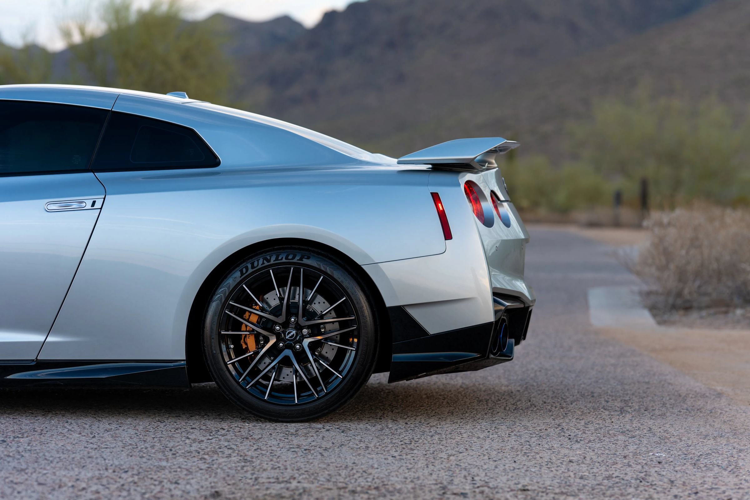 Used 2024 Nissan GT-R Premium w/ Floor Mat Package AWD/4WD image 23