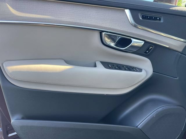 Certified 2026 Volvo XC90 B5 Plus AWD/4WD image 15
