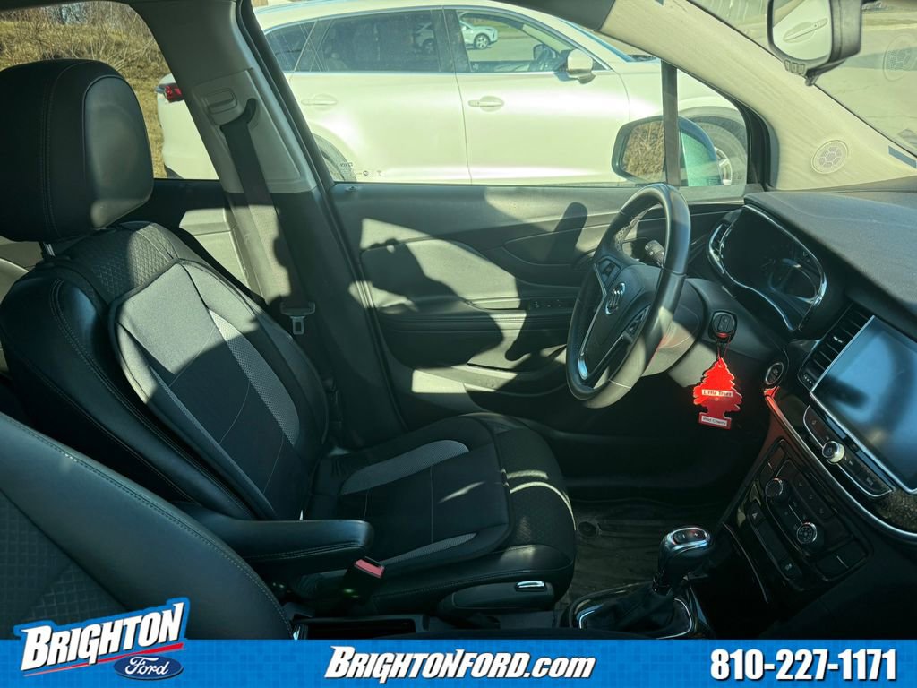 Used 2017 Buick Encore Preferred image 4