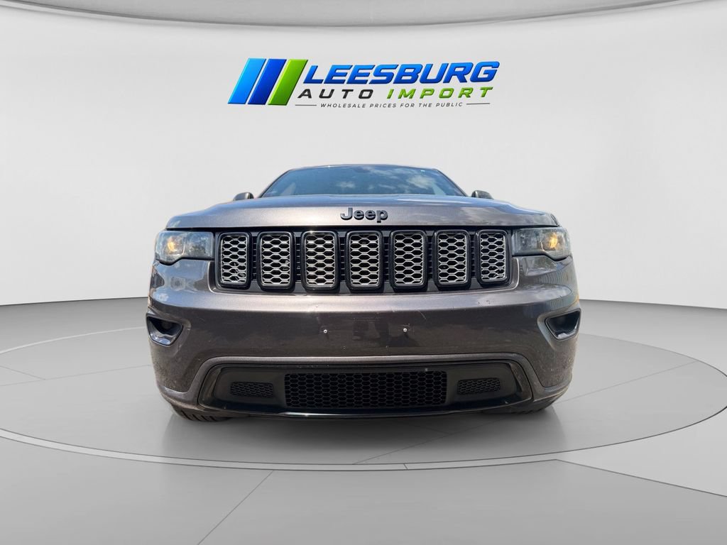 Used 2017 Jeep Grand Cherokee Altitude AWD/4WD image 3