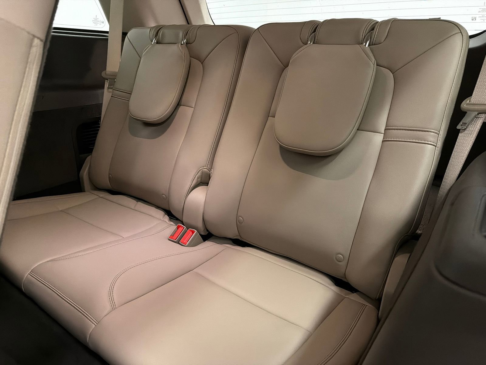 Used 2022 Lincoln Aviator AWD image 17