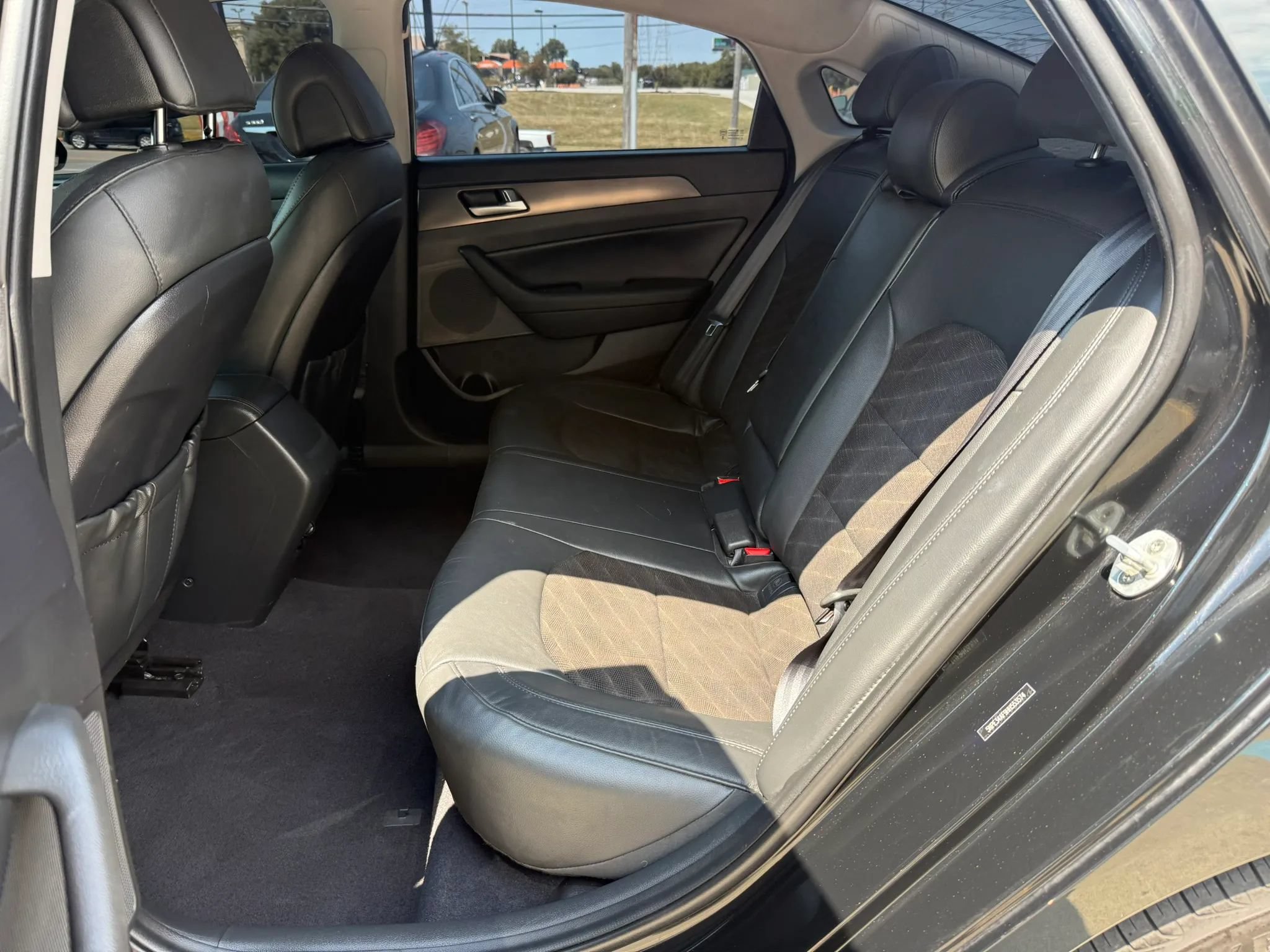 Used 2017 Hyundai Sonata Sport w/ Value Edition Package 02 FWD image 19