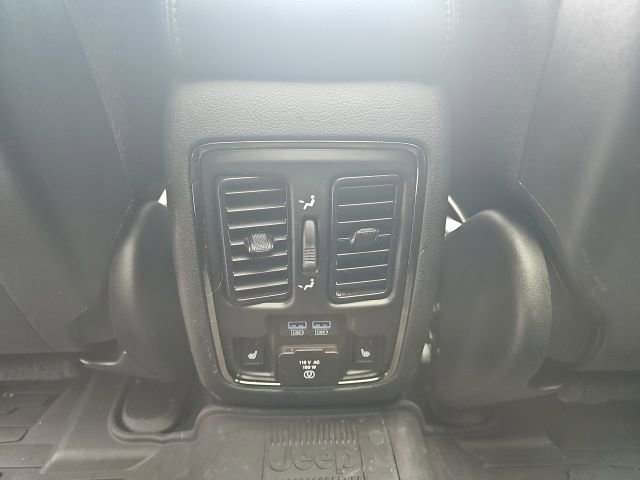 Used 2020 Jeep Grand Cherokee High Altitude image 35