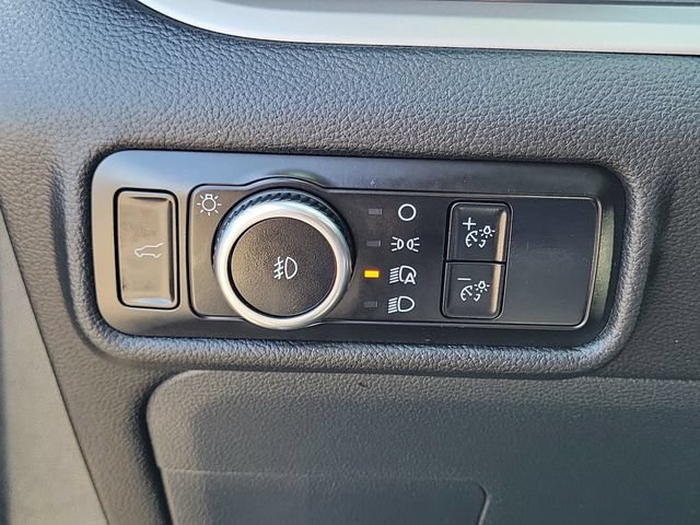 Certified 2023 Ford Explorer XLT w/ Equipment Group 202A RWD image 12