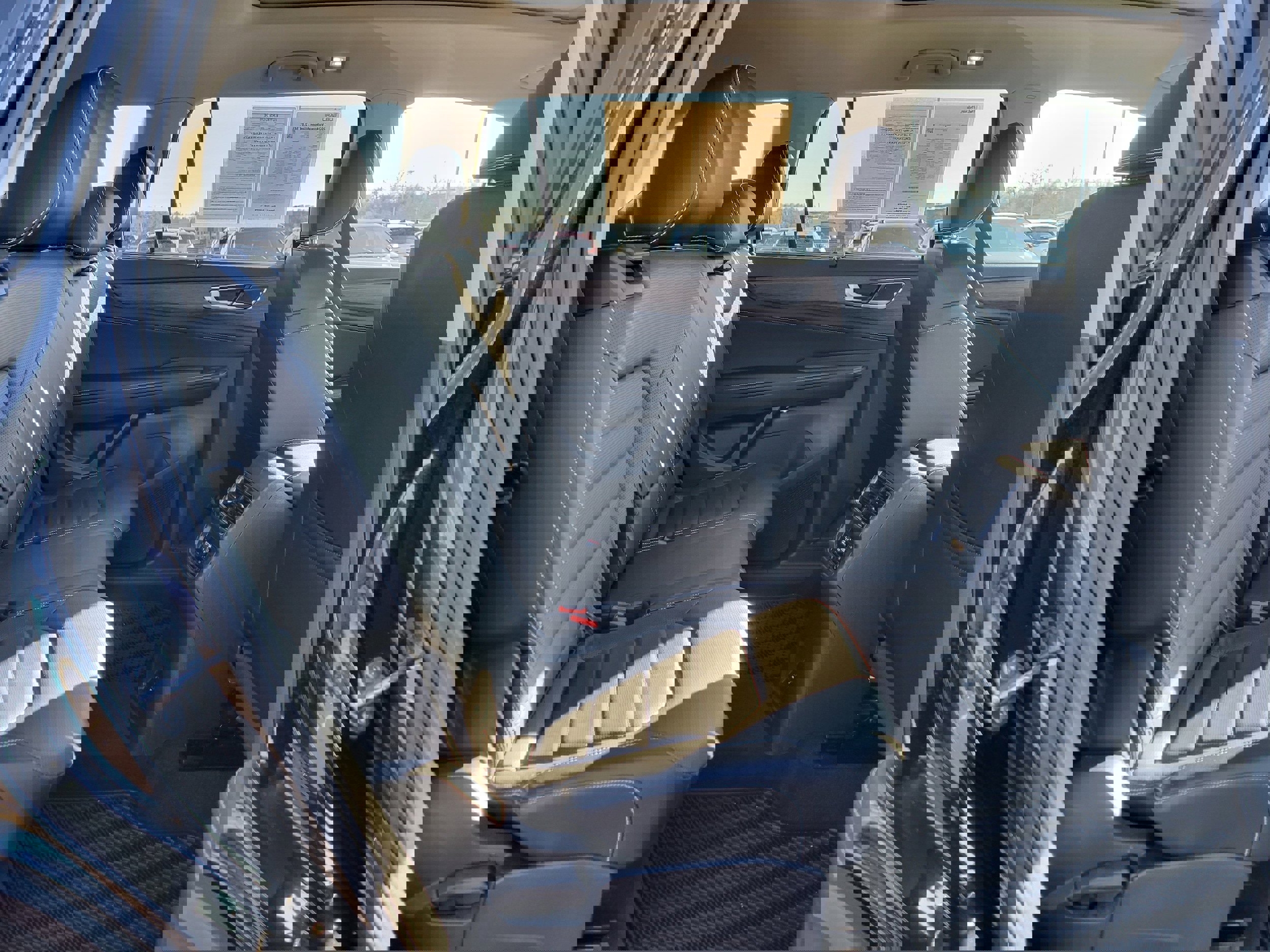 Used 2024 Volkswagen Atlas SEL image 31