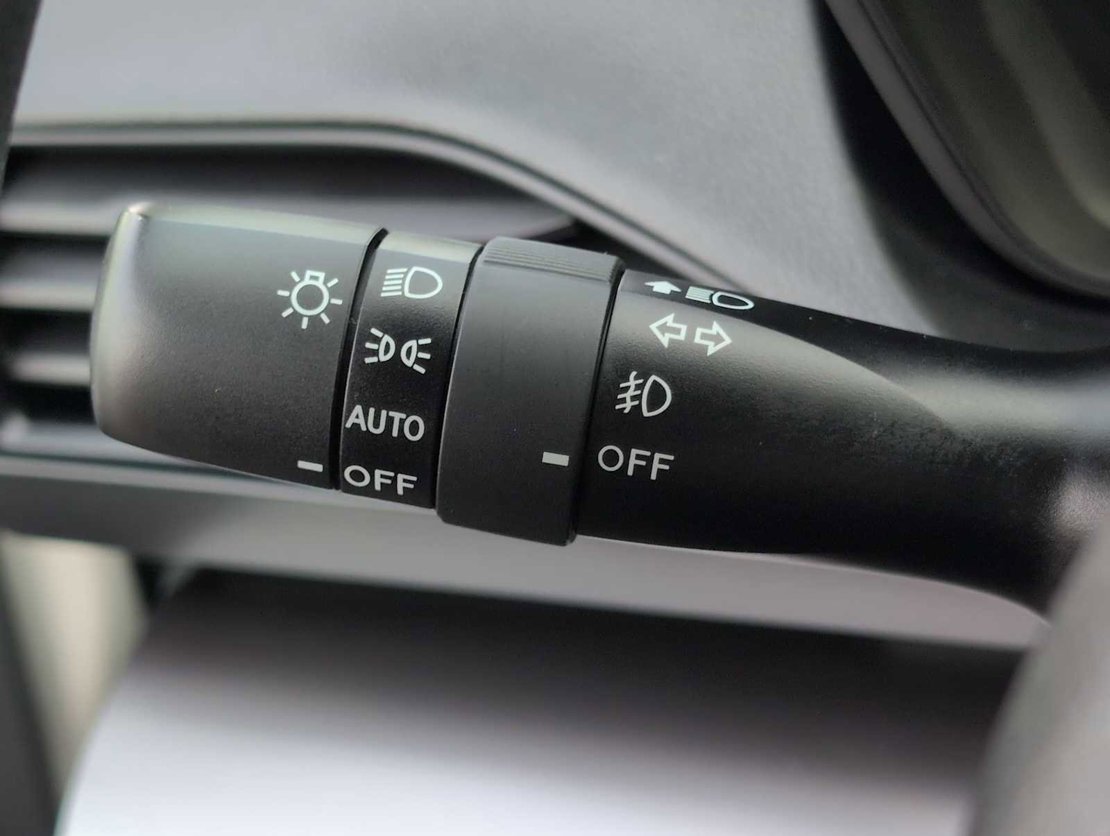 Used 2025 Subaru Impreza 2.0i Sport image 25