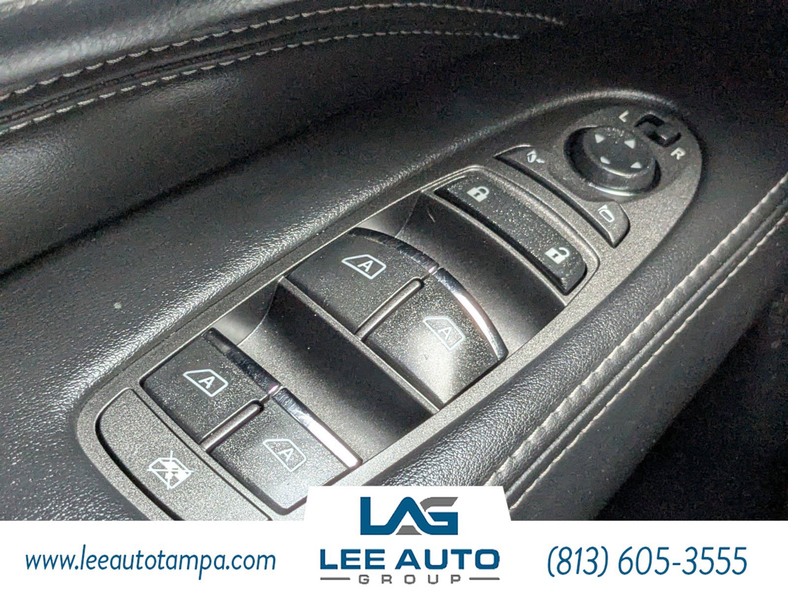 Used 2019 INFINITI QX60 Luxe w/ Essential Package image 26