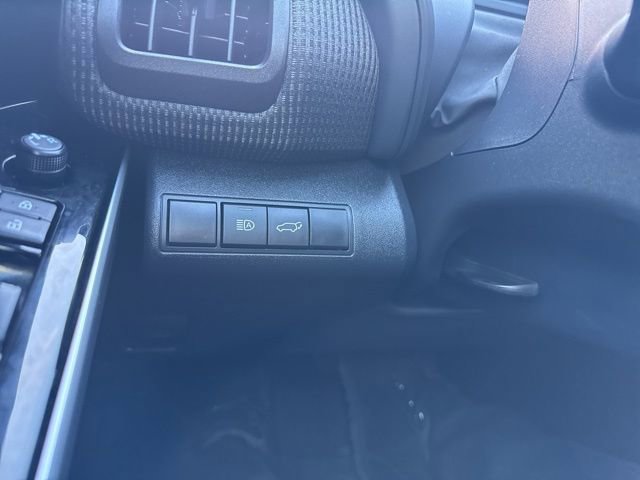 Used 2024 Toyota bZ4X XLE AWD/4WD image 22
