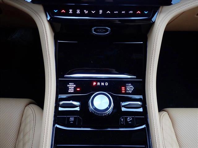 New 2026 Jeep Grand Cherokee Summit w/ Obsidian Package image 22