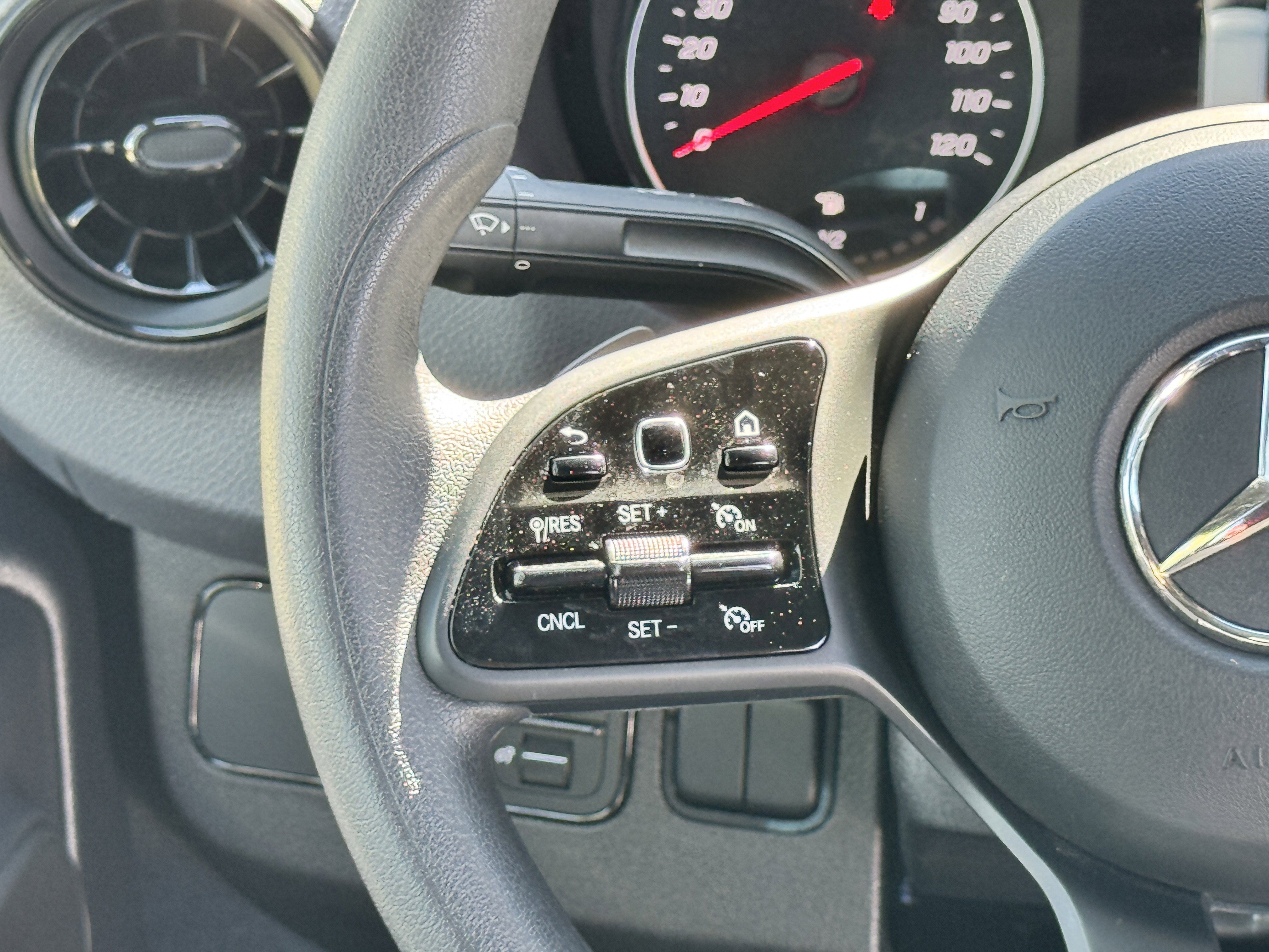 Used 2023 Mercedes-Benz Sprinter 2500 image 19