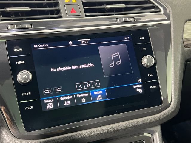 Used 2024 Volkswagen Tiguan SEL R-Line image 38