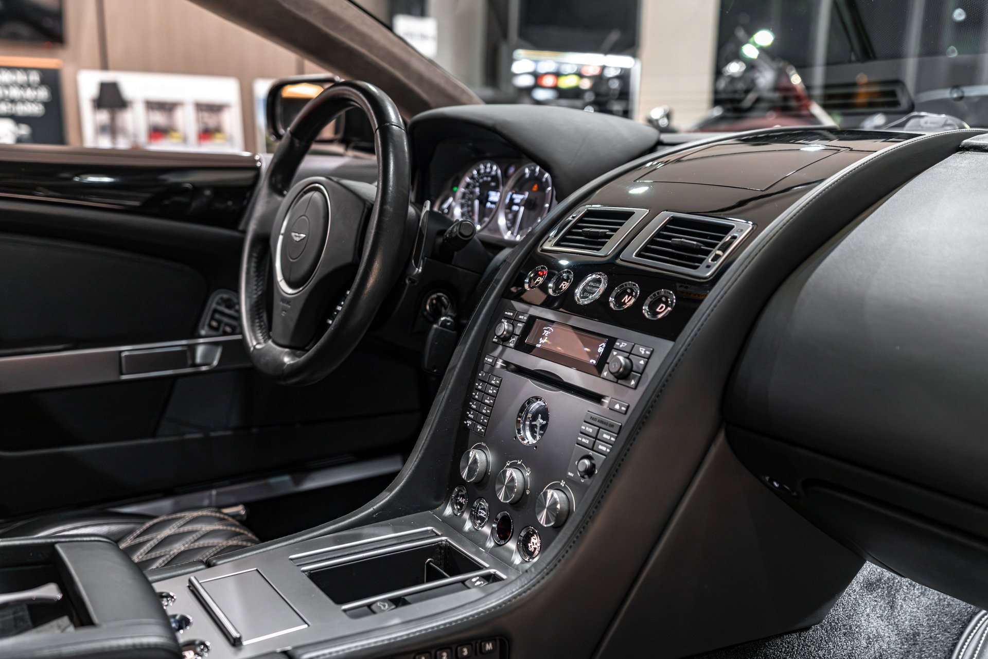 Used 2008 Aston Martin DB9 Coupe image 24