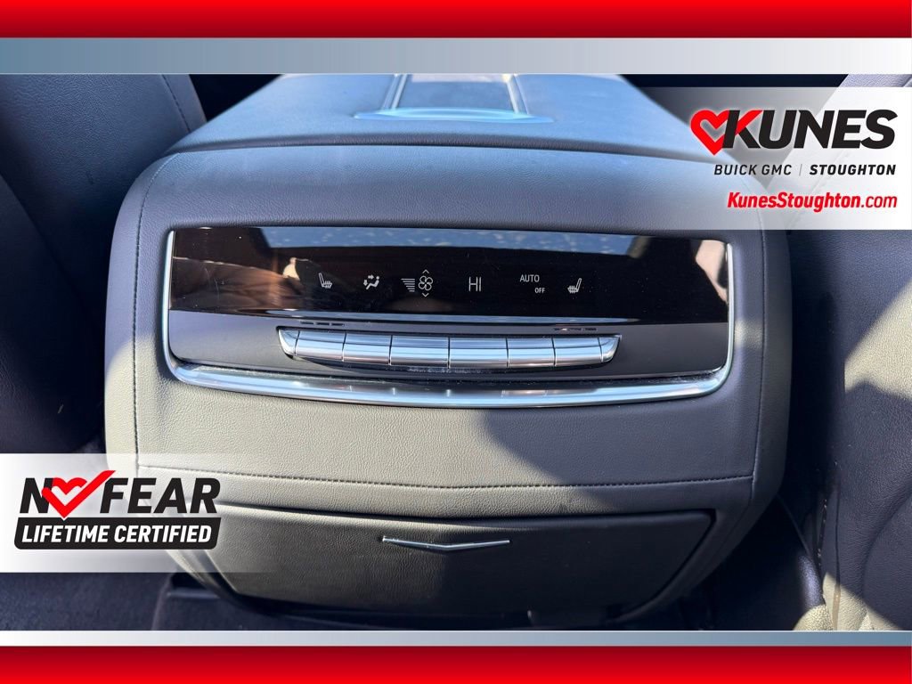 Used 2025 Cadillac Escalade Premium Luxury w/ Touring Package image 41