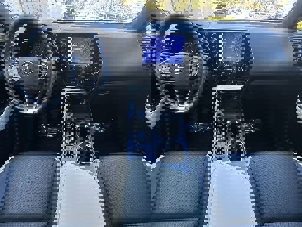 Used 2022 Lexus NX 250 FWD w/ Towing Package (2000 Lbs) image 25