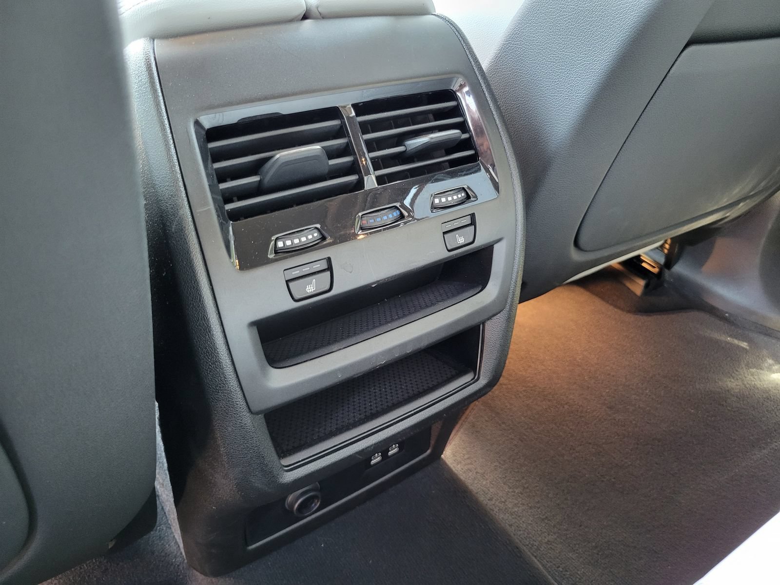 Used 2024 BMW X5 xDrive40i w/ Executive Package AWD/4WD image 28