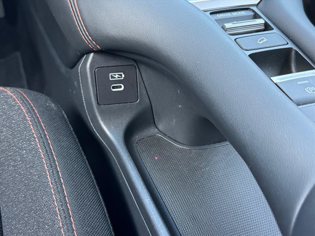 Used 2025 Honda HR-V Sport image 16