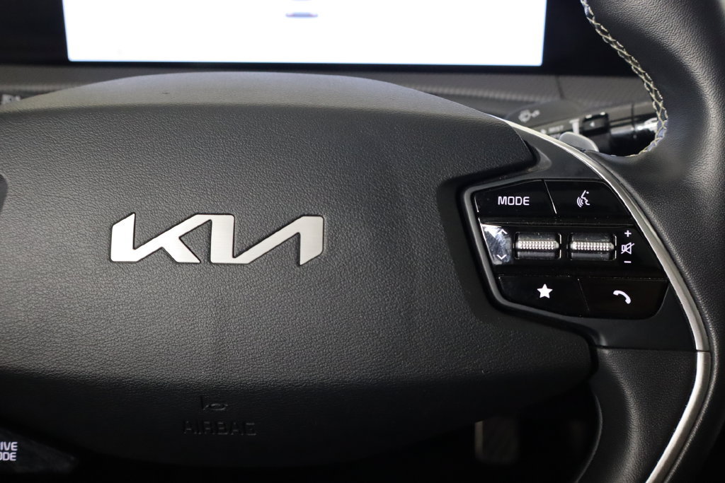 Used 2024 Kia EV6 GT-Line RWD image 10