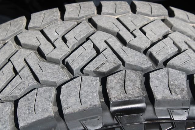 Used 2020 Ford F150 Limited w/ Trailer Tow Package image 18