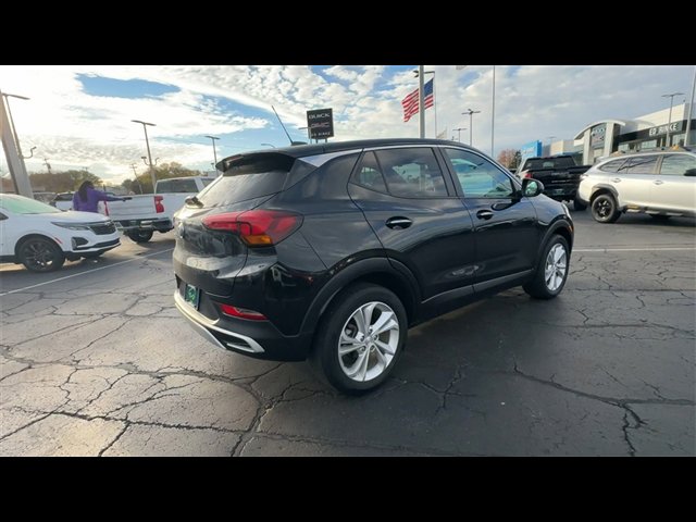 Used 2021 Buick Encore GX Preferred w/ Cold Weather Comfort Package image 8