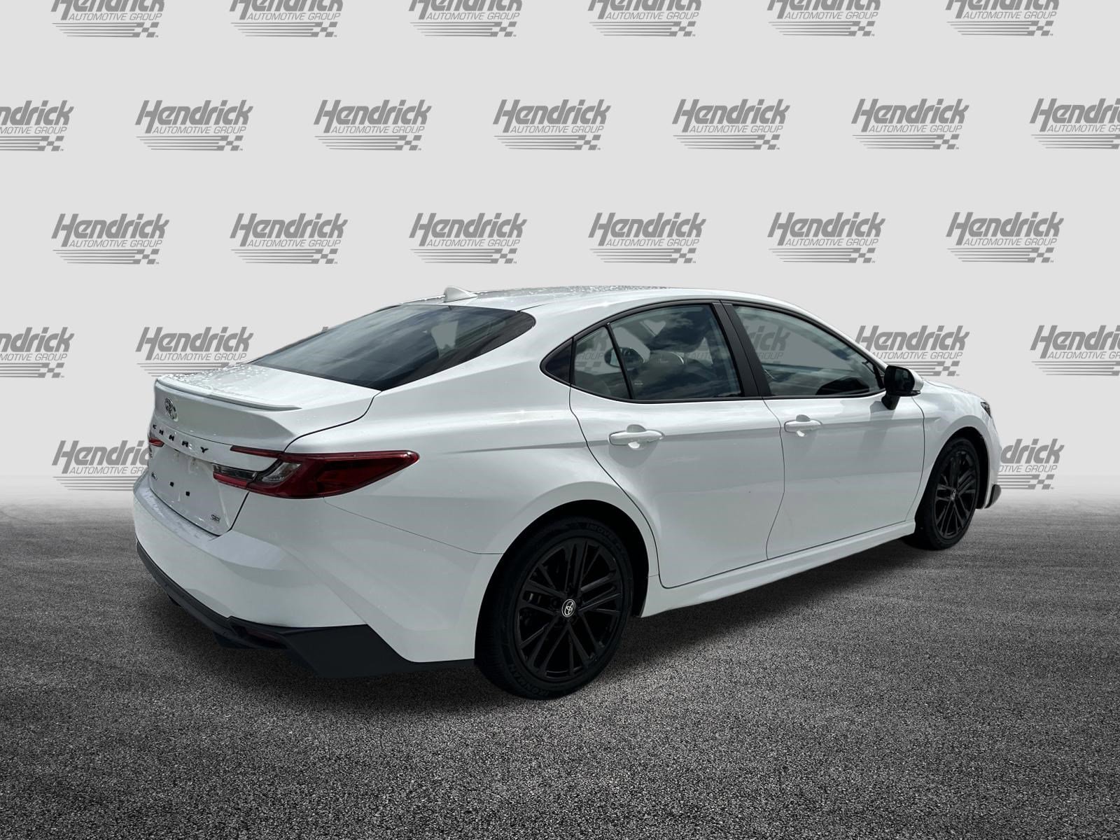 Certified 2025 Toyota Camry SE FWD image 10