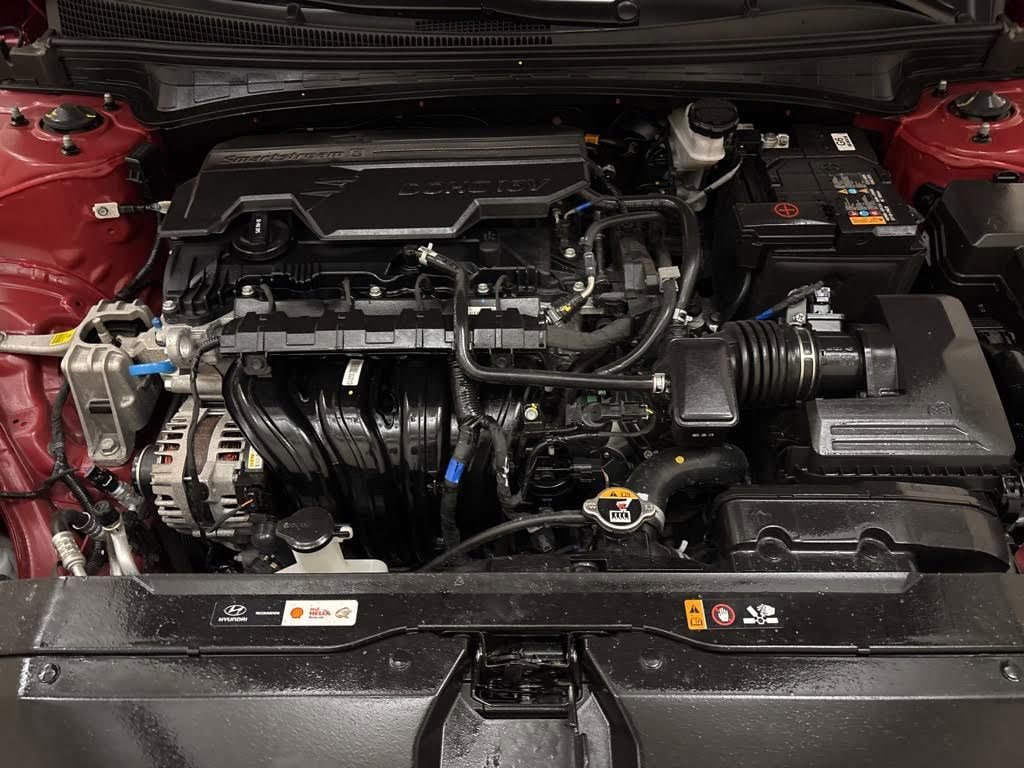 Certified 2026 Hyundai Elantra Sport w/ Cargo Package FWD image 19
