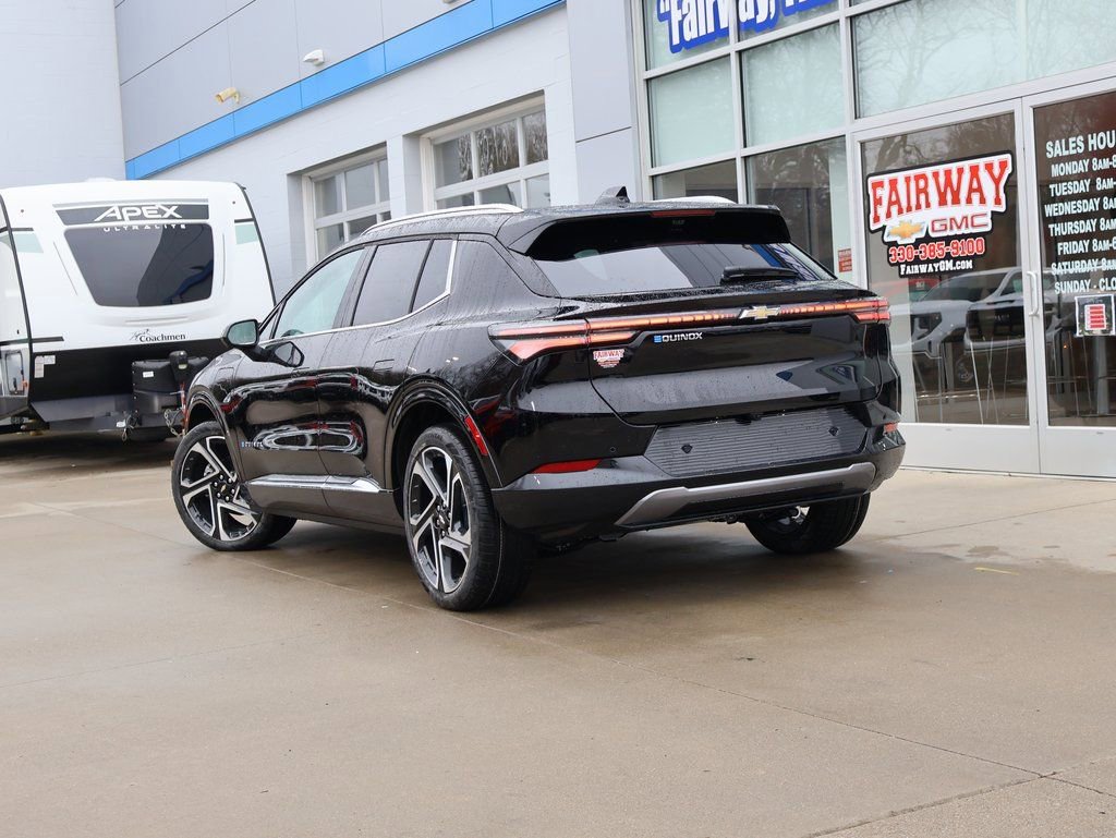 New 2026 Chevrolet Equinox EV LT FWD image 37