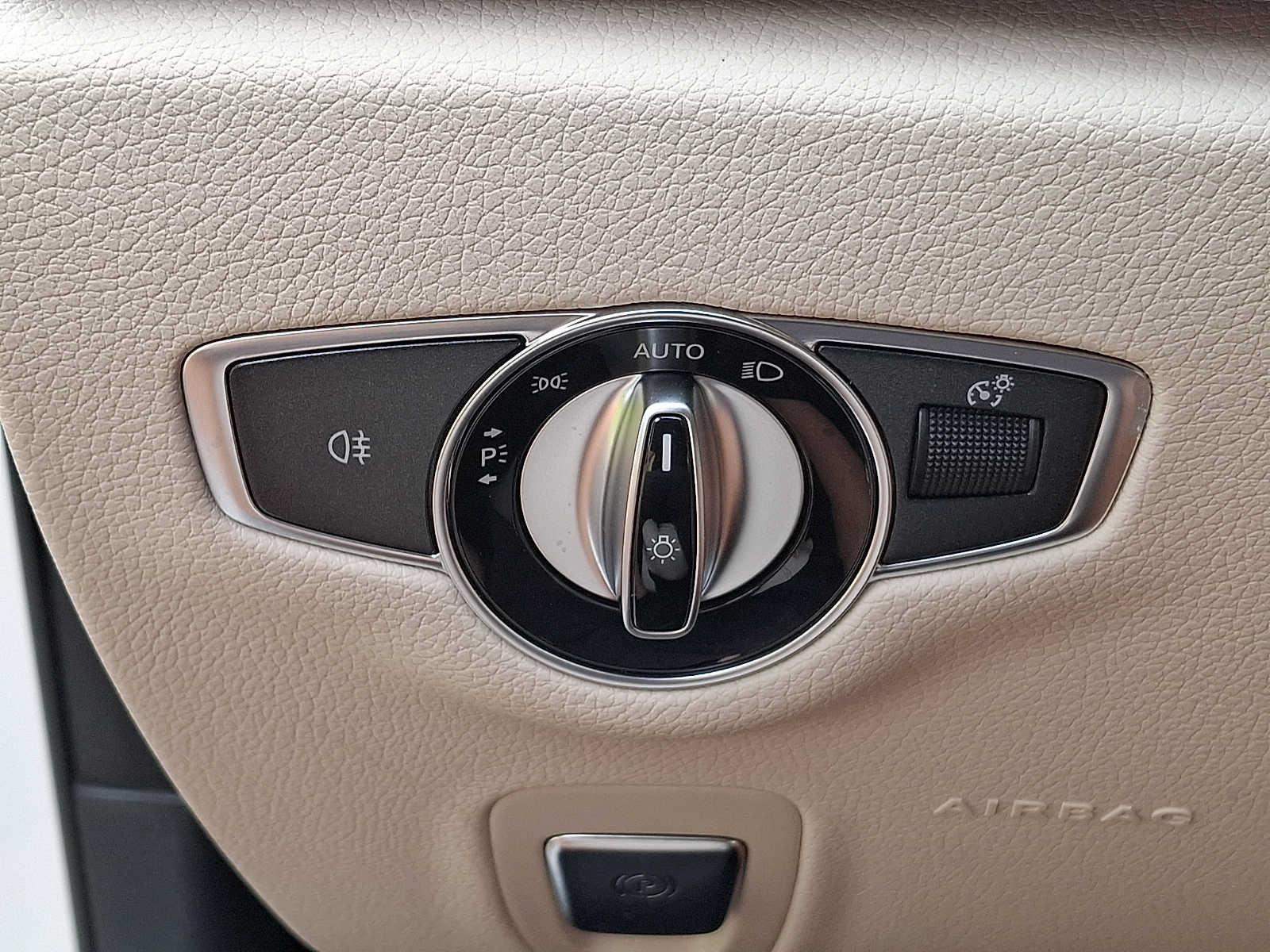 Used 2023 Mercedes-Benz E 350 4MATIC Sedan image 21