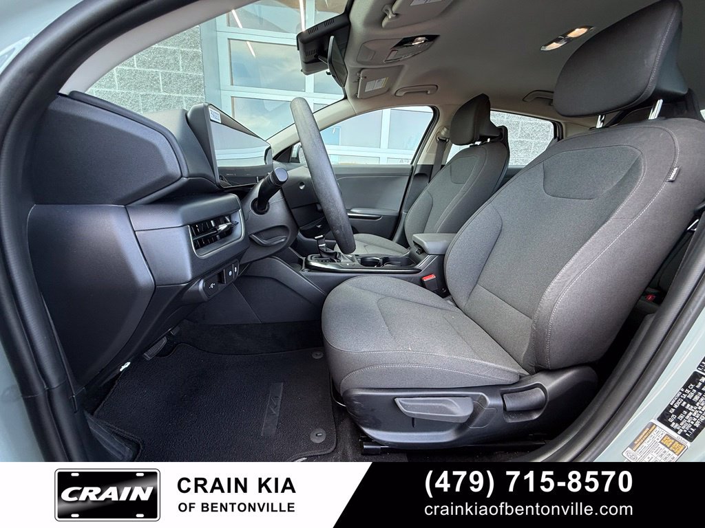 Certified 2025 Kia K4 FWD image 21
