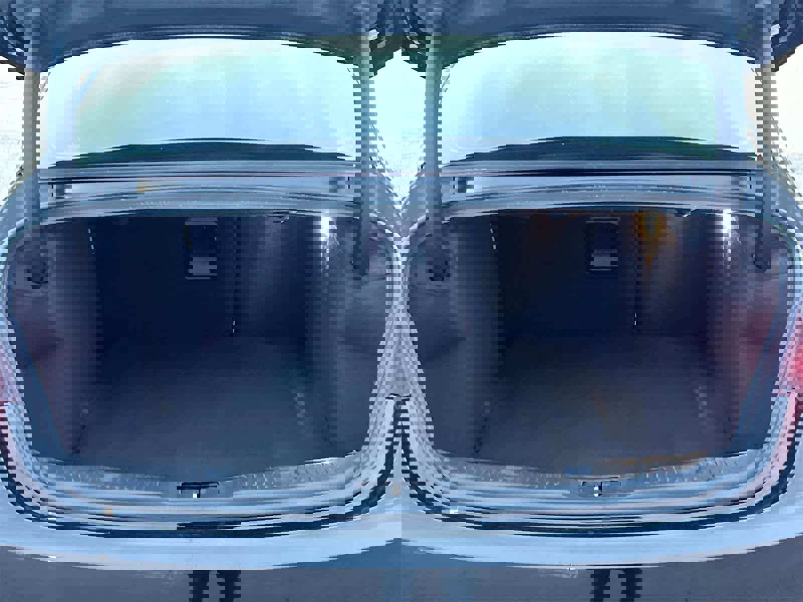 Used 2018 Lincoln MKZ Reserve w/ Climate Package image 34