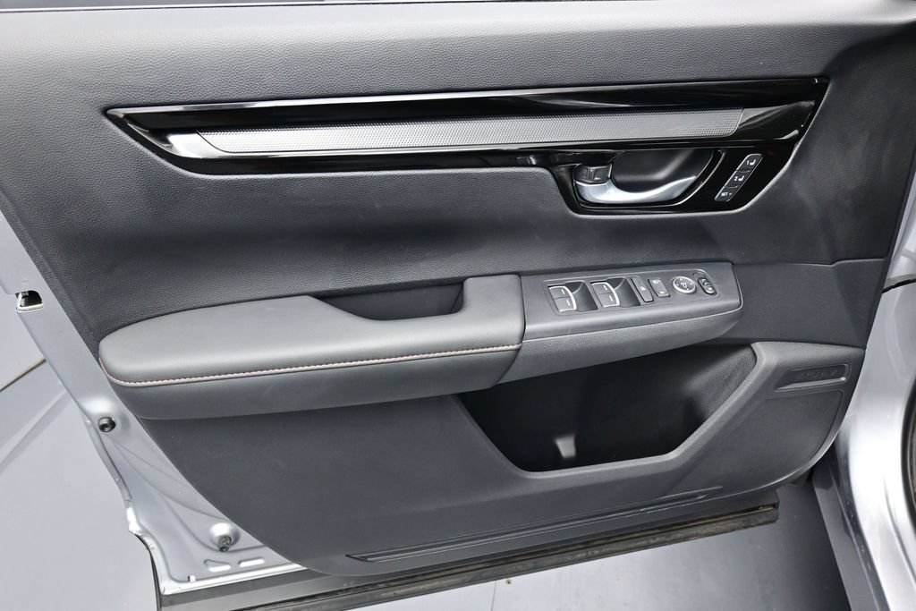 Used 2023 Honda CR-V Sport Touring image 18
