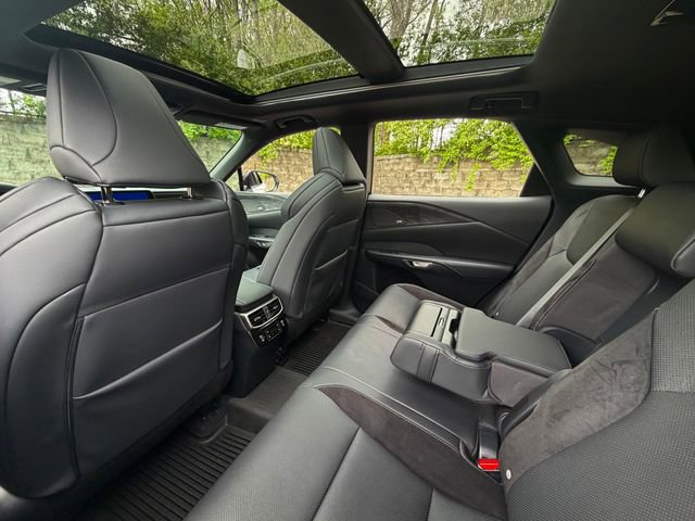 Used 2024 Lexus RX 500h F Sport w/ Convenience Package image 24
