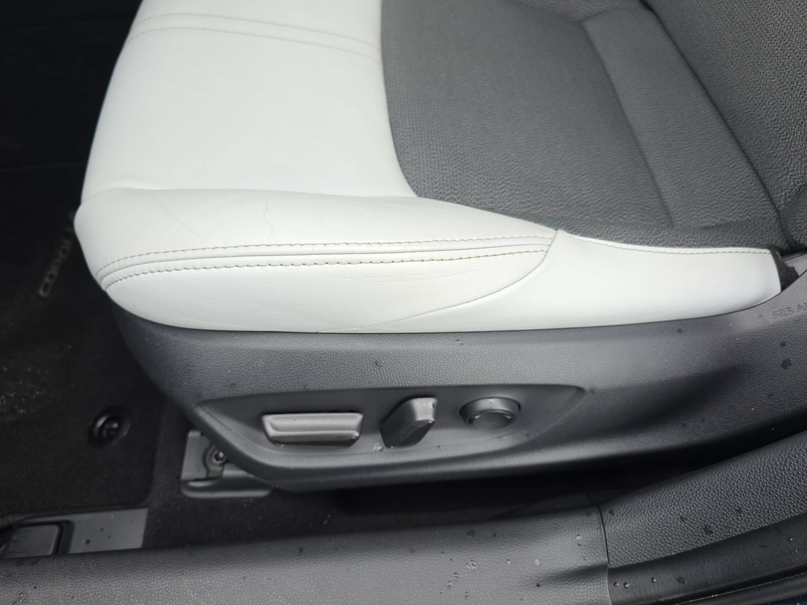 Used 2021 Toyota Corolla XSE FWD image 27