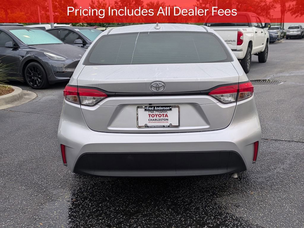 Certified 2025 Toyota Corolla LE FWD image 6