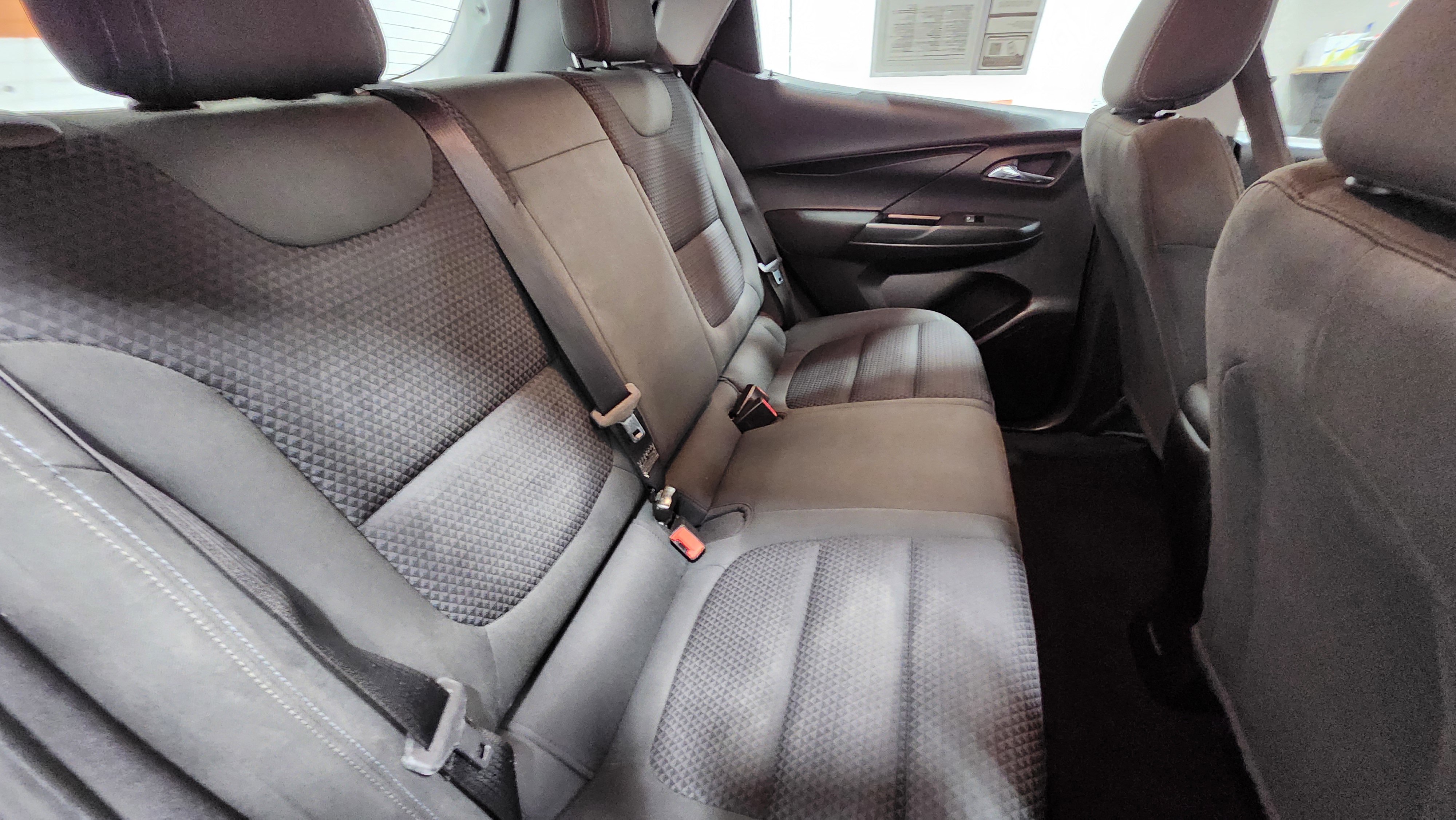 Used 2022 Chevrolet Bolt LT image 19