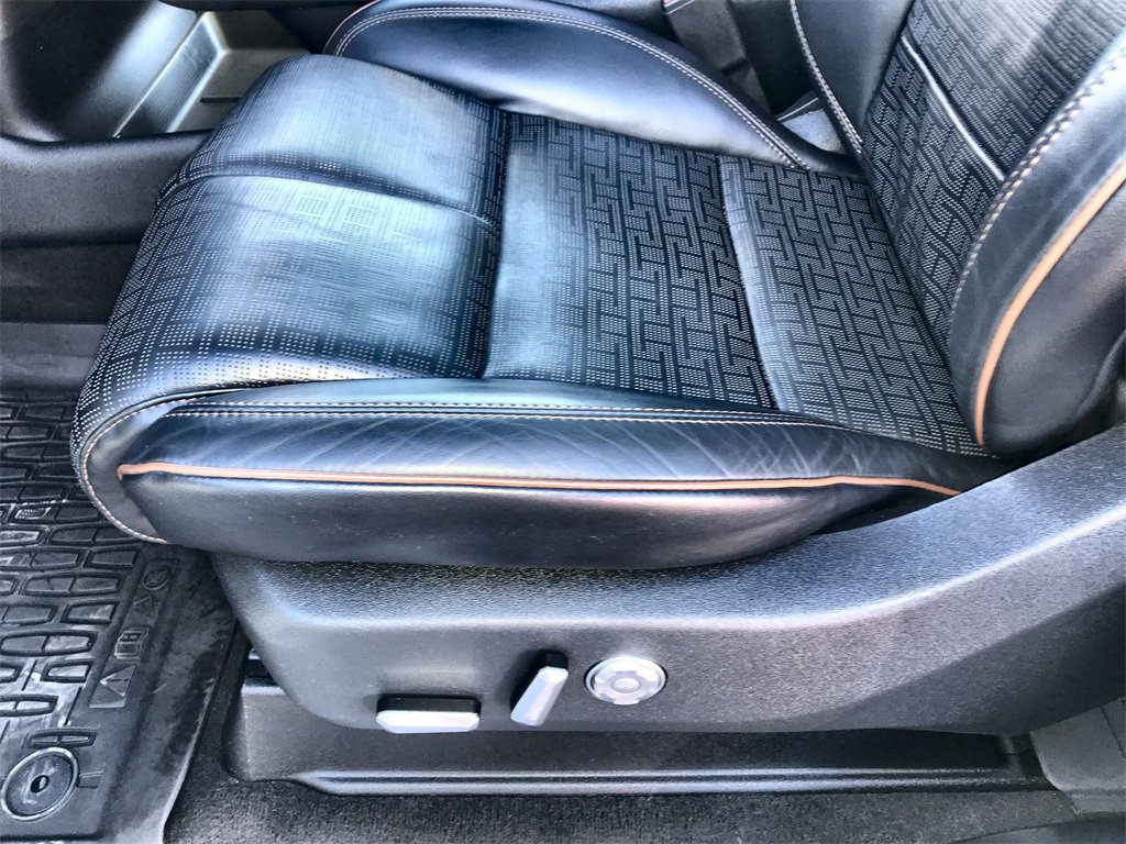 Used 2025 Lincoln Navigator L Black Label image 12