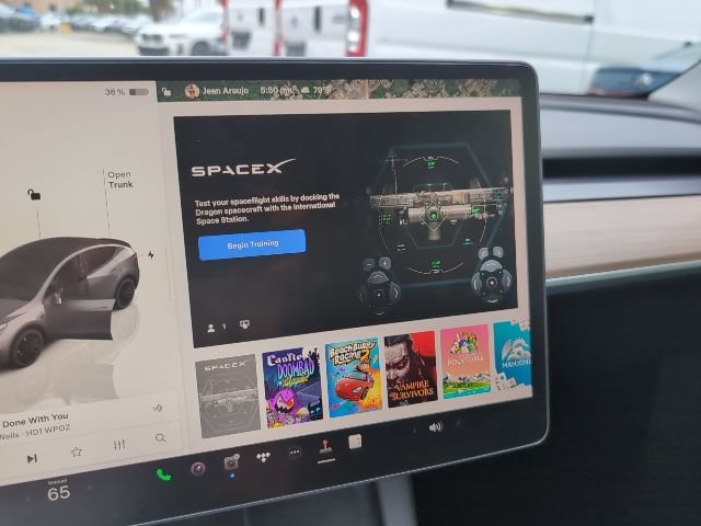 Used 2022 Tesla Model Y Performance image 17