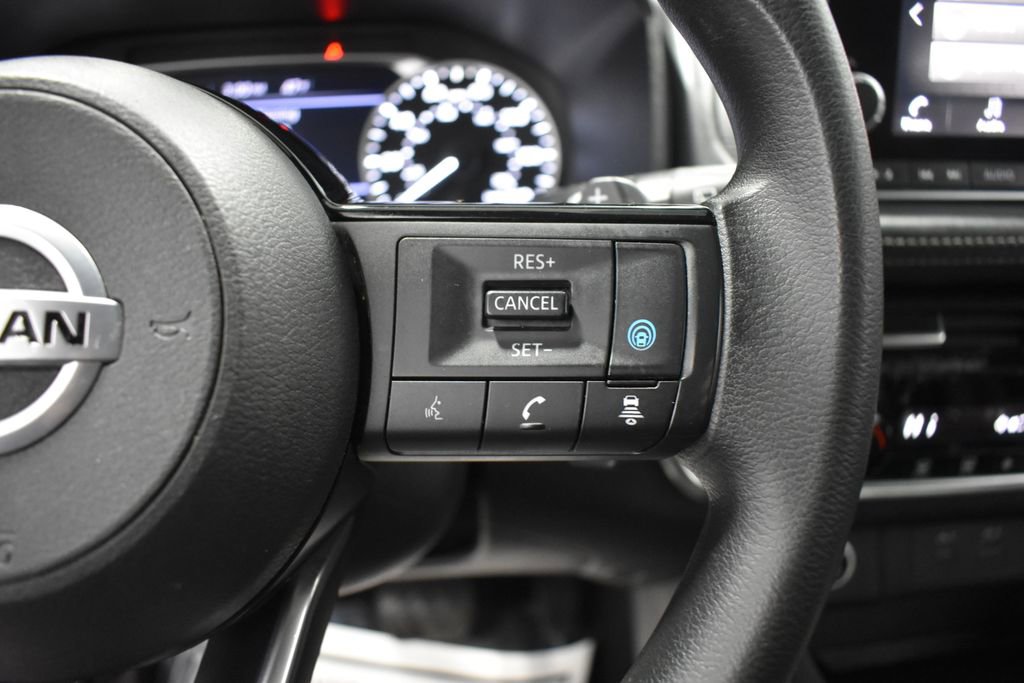 Used 2021 Nissan Rogue SV image 27