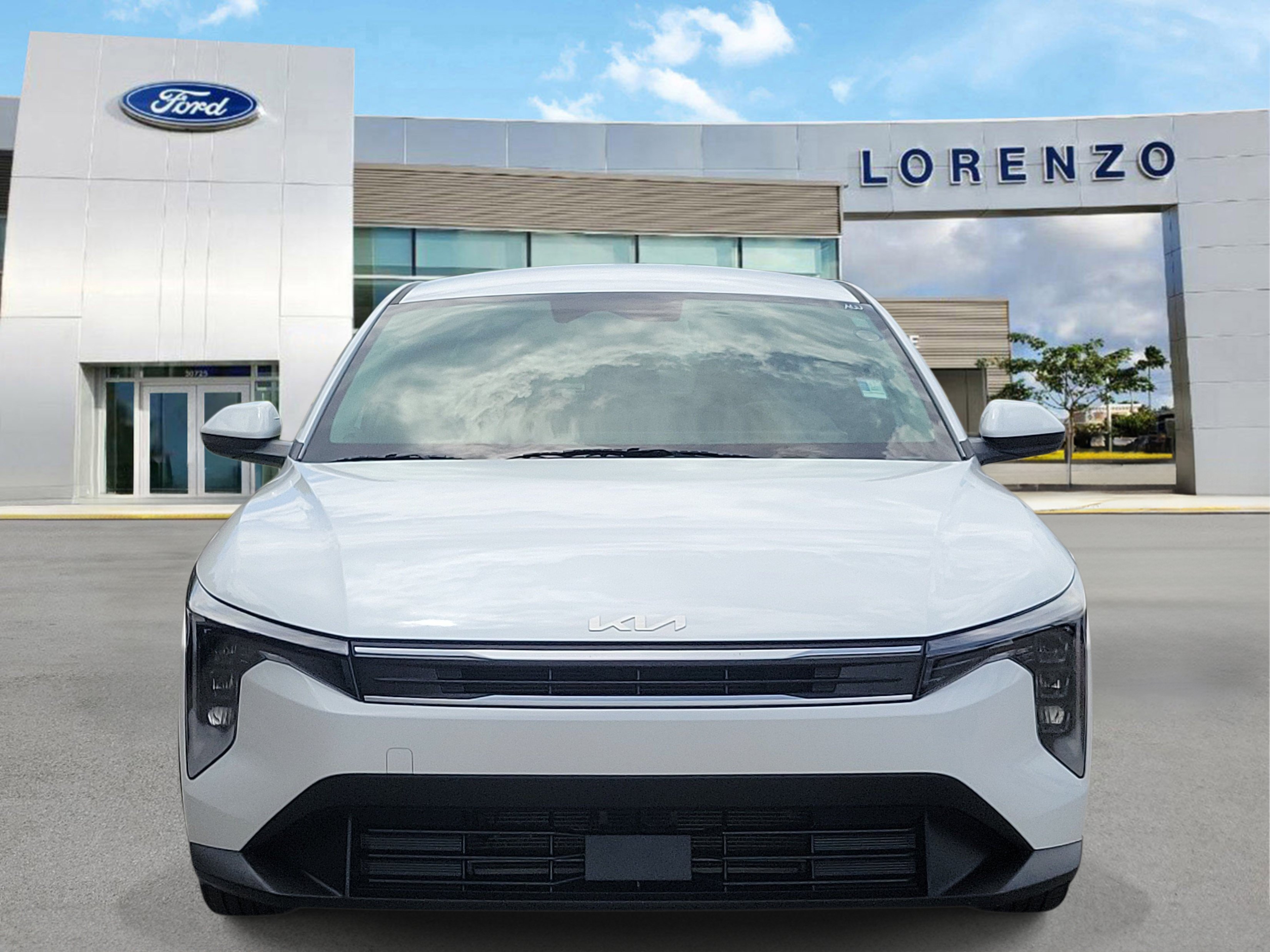 Used 2025 Kia K4 FWD image 2
