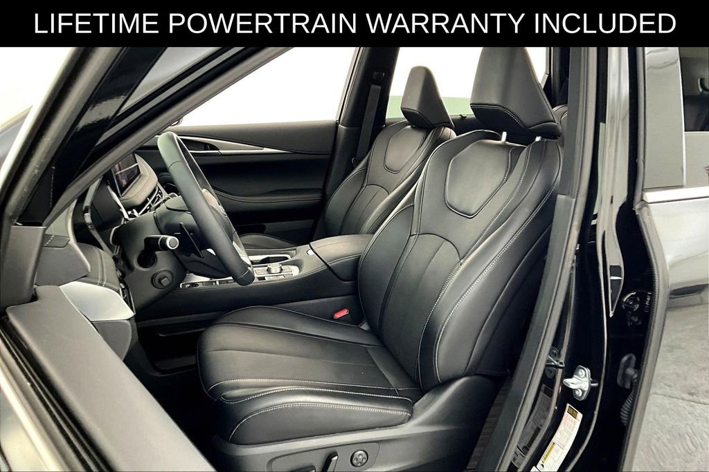 Certified 2026 INFINITI QX60 Luxe w/ Family Package FWD image 31