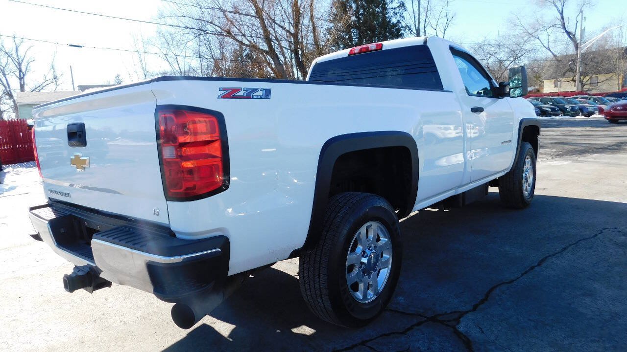 Used 2015 Chevrolet Silverado 3500 LT w/ LT Convenience Package AWD/4WD image 5
