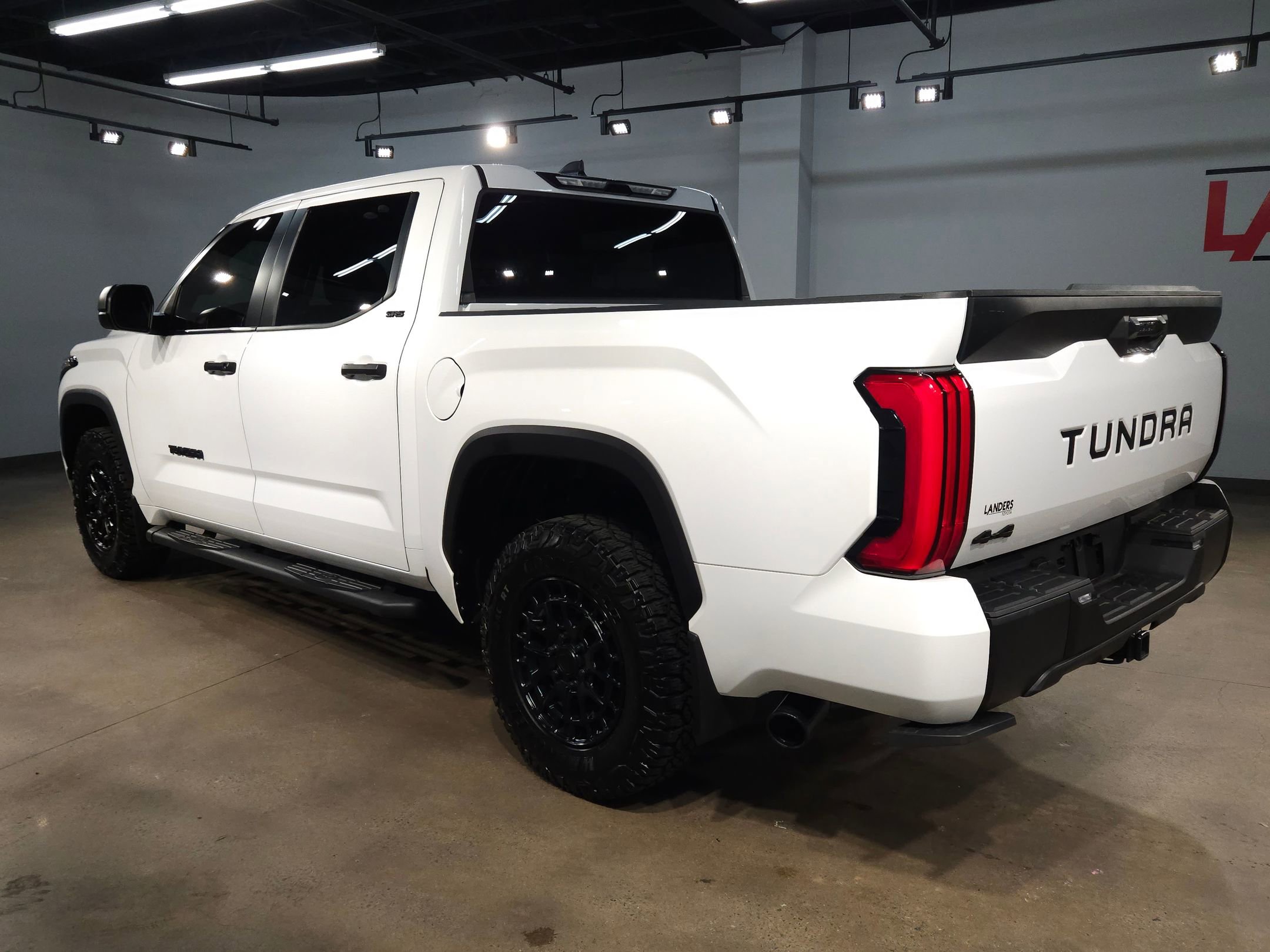 Used 2025 Toyota Tundra SR5 AWD/4WD image 5